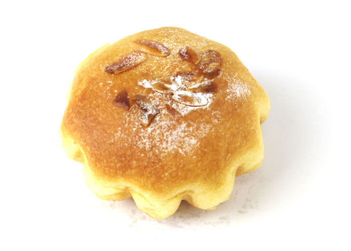 ちょっとリッチなクリームパン